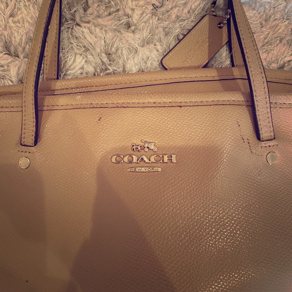 coach beige tote